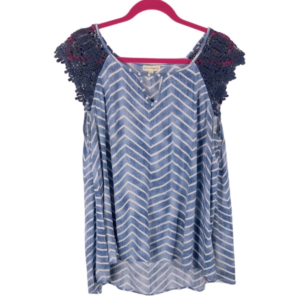 Love On A Hanger Blue Chevron Hi Lo Crocheted Cap Sleeve Blouse Plus Size 2X